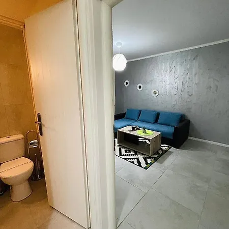 S&s Studio In Town Parcare La Locatie !!! Апартаменти *