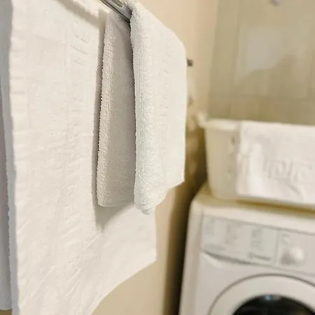 S&s Studio In Town Parcare La Locatie !!!