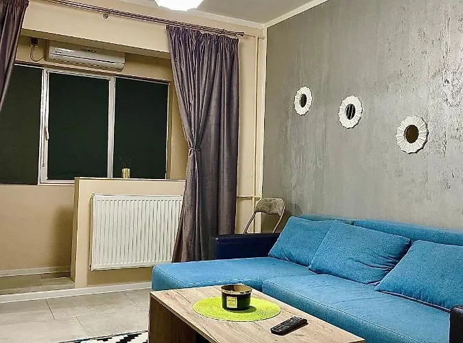 S&s Studio In Town Parcare La Locatie !!! *