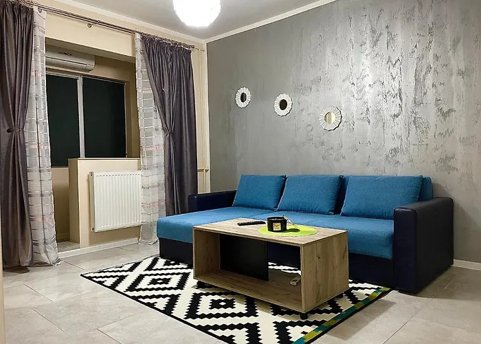 Апартаменты S&s Studio In Town Parcare La Locatie !!! *