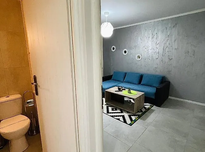 S&s Studio In Town Parcare La Locatie !!! Апартаменты *