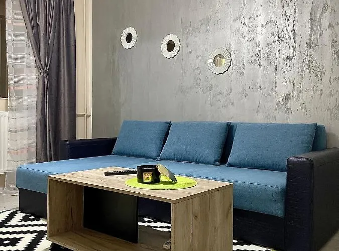 Апартаменты S&s Studio In Town Parcare La Locatie !!! *