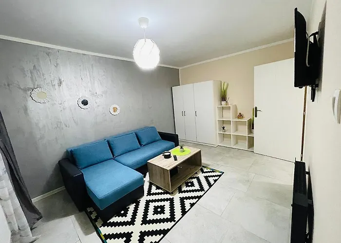 Apartment S&s Studio In Town Parcare La Locatie !!!