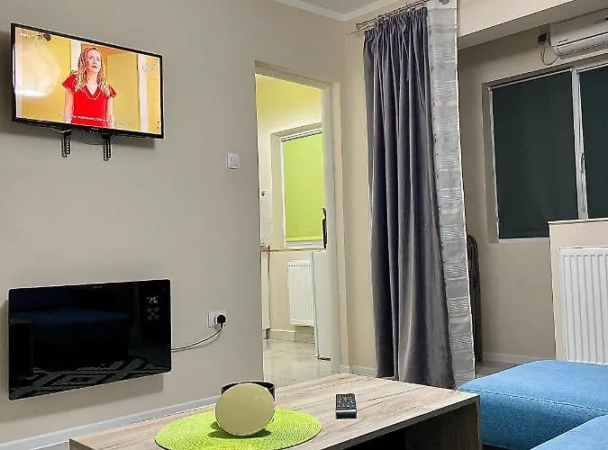 S&s Studio In Town Parcare La Locatie !!! Apartment *